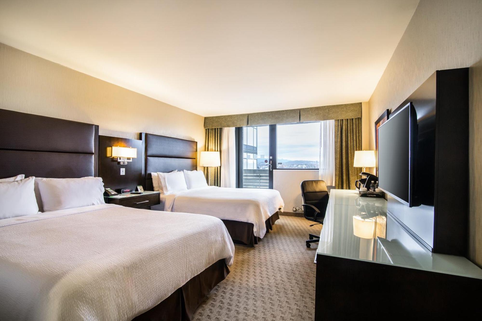 Holiday Inn Vancouver-Centre Broadway By Ihg Exterior foto