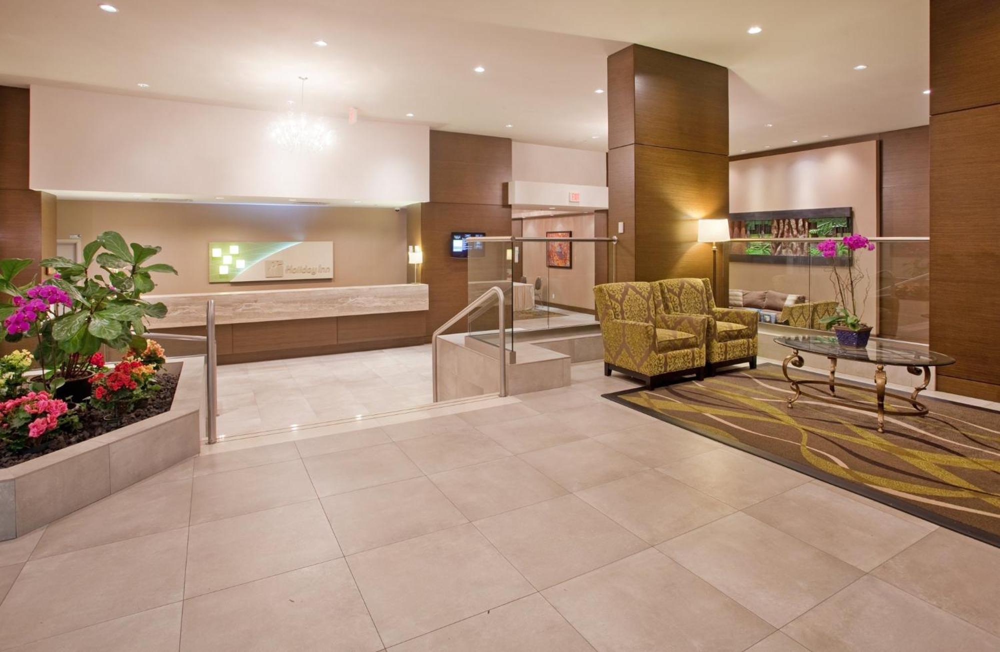 Holiday Inn Vancouver-Centre Broadway By Ihg Exterior foto