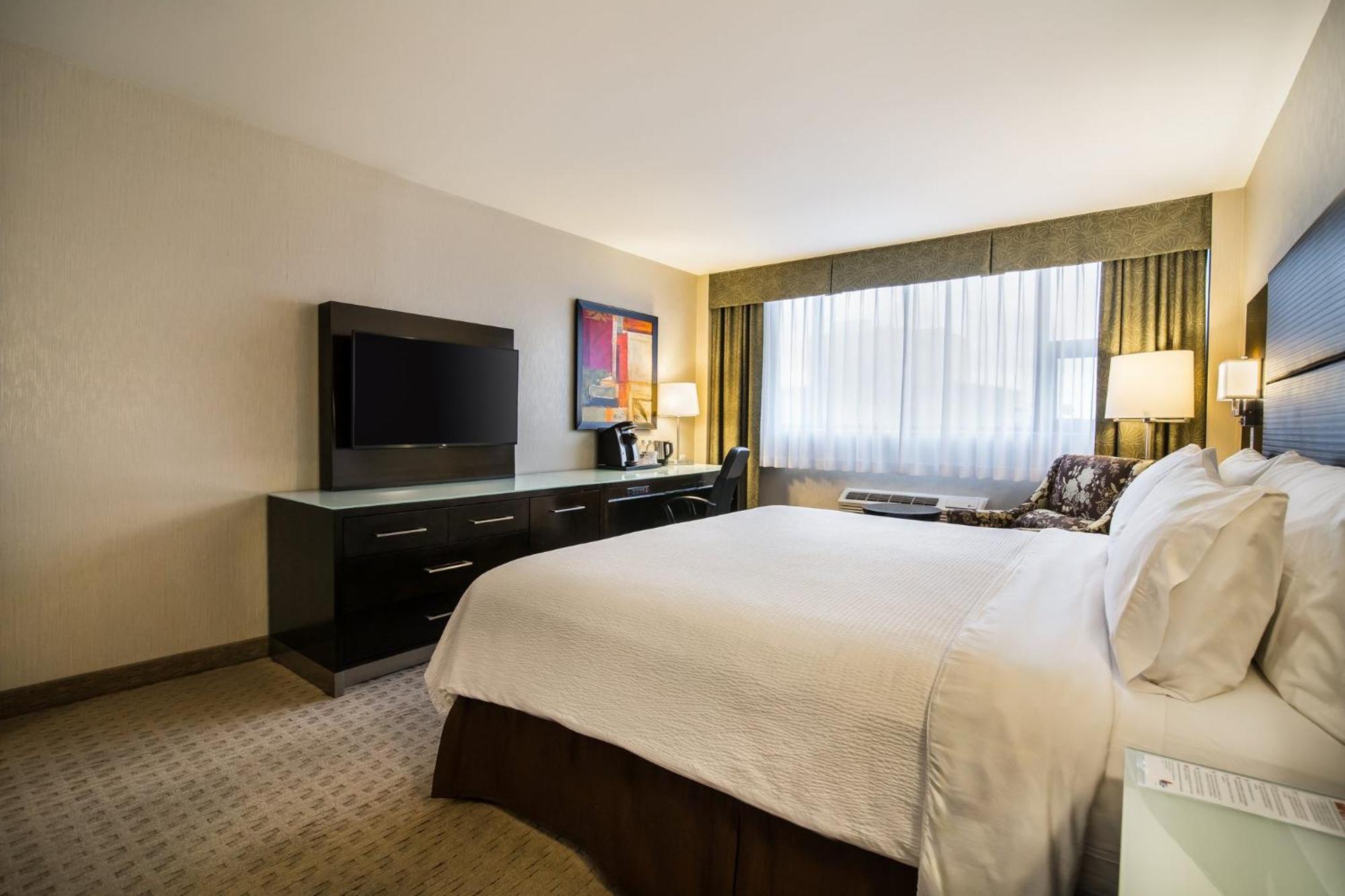 Holiday Inn Vancouver-Centre Broadway By Ihg Exterior foto