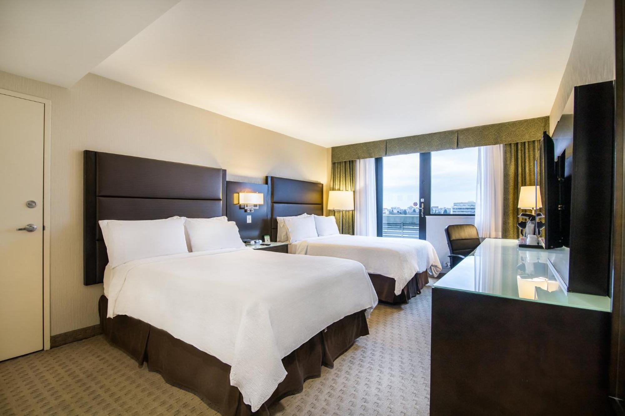 Holiday Inn Vancouver-Centre Broadway By Ihg Exterior foto